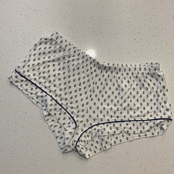 Eberjey Pajama Bottoms. - Picture 1 of 6